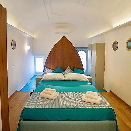Grotta Verde Luxury Suite By Caprirooms Luaran gambar