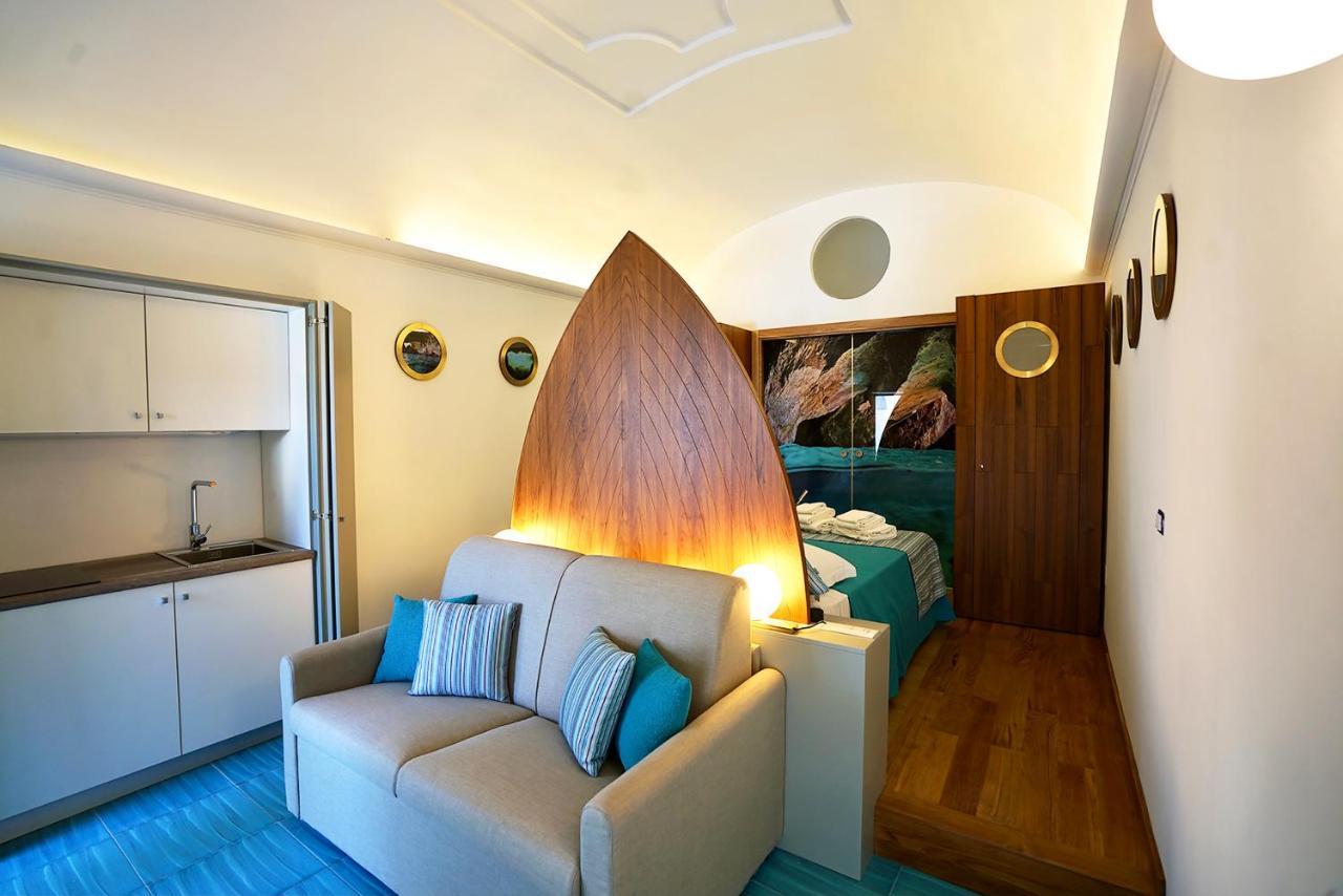 Grotta Verde Luxury Suite By Caprirooms Luaran gambar
